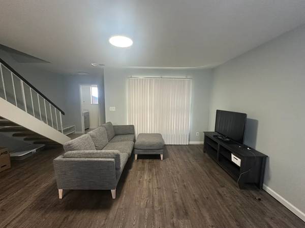3BR/2BA Duplex on Browns Ln · Capitola photo 4