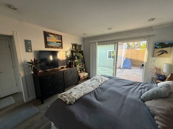3BR/2BA Duplex on Browns Ln · Capitola photo 5