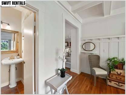 Stunning Grand European-Style Home with Panoramic Bay Views photo 5