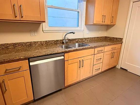3BR/2BA Apartment · San Francisco photo 2