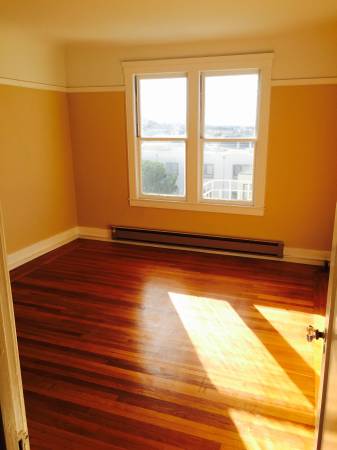 2BR/1BA Apartment on 16th Avenue · San Francisco photo 4