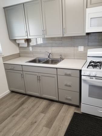 2BR/1BA Apartment on Blake · Berkeley photo 5