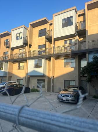 Apartments on 65th Street · Emeryville photo 3