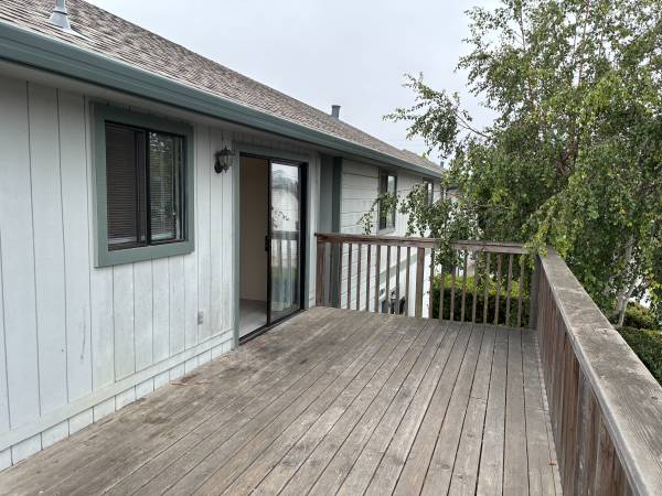 3BR/1BA Apartment · Watsonville photo 5