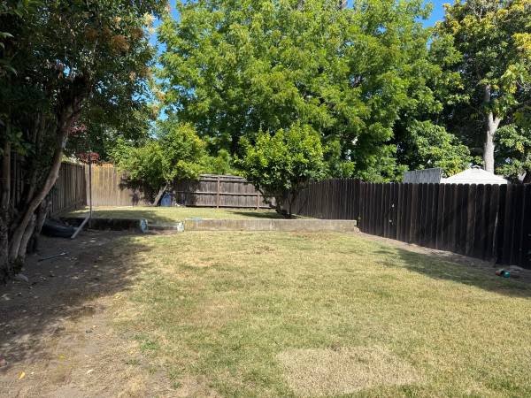 3BR/1BA Duplex on Sherman St. · Alameda photo 4