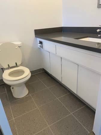 1BR/1BA Apartment on Country Club Drive · South San Francisco photo 4
