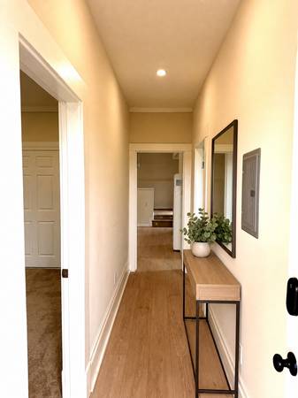 2BR/1BA Single Family House · San Francisco photo 3