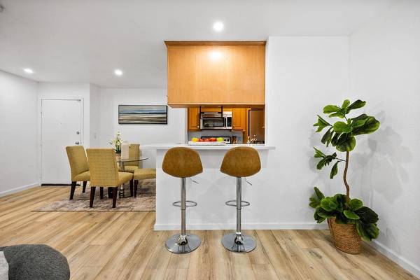1BR/1BA Condo · Daly City photo 4