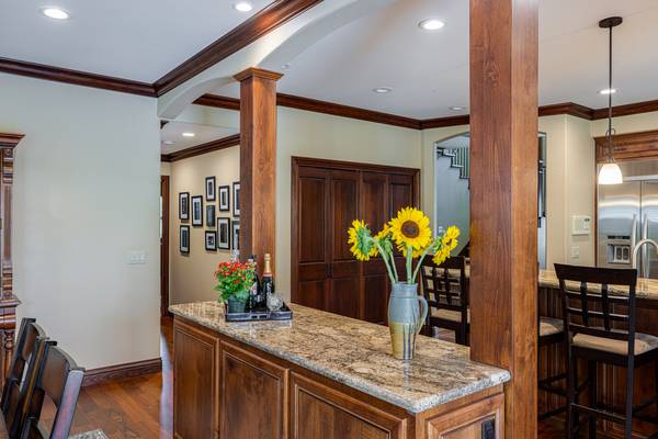 3BR/3BA Apartment · Vineburg photo 5
