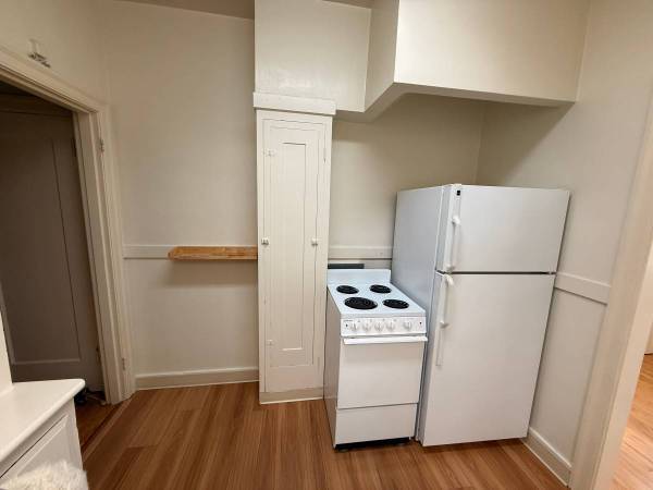 1BR/1BA Apartment · Berkeley photo 2