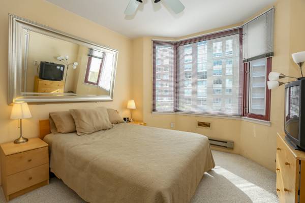 1BR/1BA Apartment on Harrison St · San Francisco photo 4