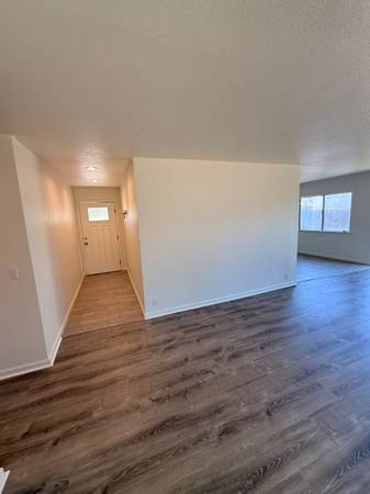 2BR/1BA Single Family House on Brandee Ln · Santa Rosa photo 5