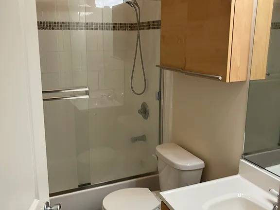 2BR/2BA Apartment · San Francisco photo 4