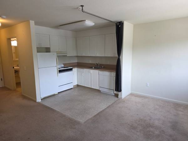 0BR/1BA Apartment · Pinole photo 2