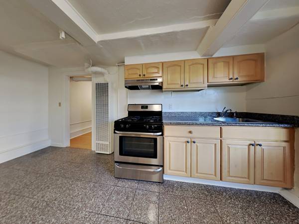 Apartments on Alcatraz Ave · Oakland photo 2