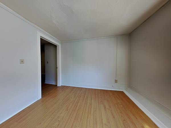 Apartments on Alcatraz Ave · Oakland photo 5