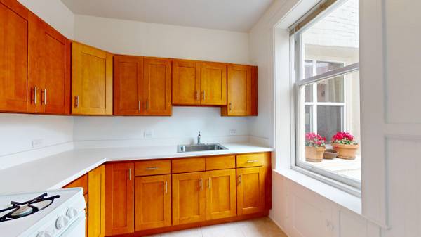 0BR/1BA Apartment on Franklin St - 304 · San Francisco photo 3