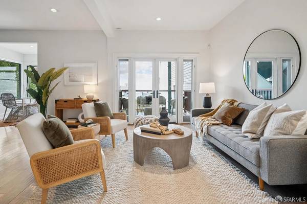 1BR/1BA Apartment on Bay St · San Francisco photo 4