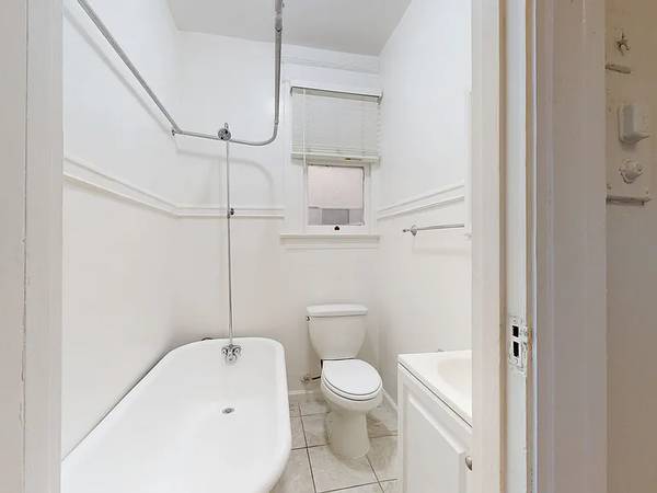 2BR/1BA Apartment · San Francisco photo 3
