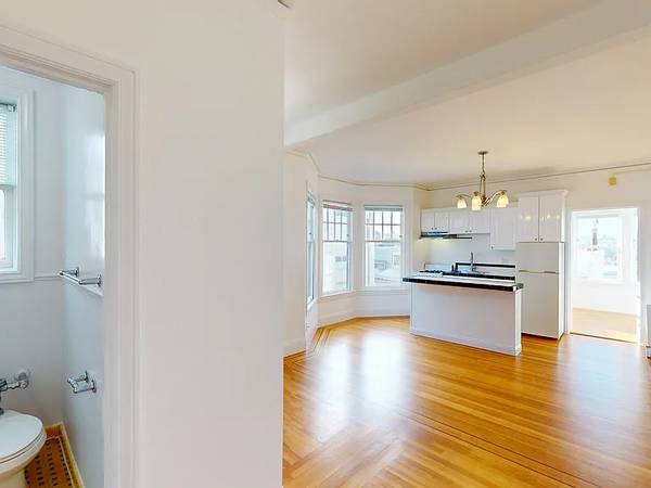 1BR/1BA Apartment · San Francisco photo 3