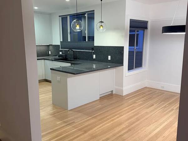 2BR/2BA Apartment · San Francisco photo 2