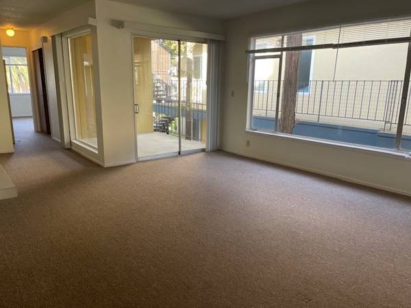 2BR/1BA Apartment · Berkeley photo 3