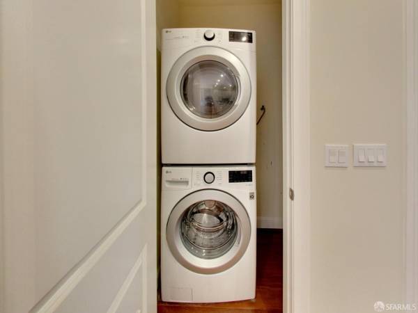 2BR/1BA Flat on Powell St · San Francisco photo 5