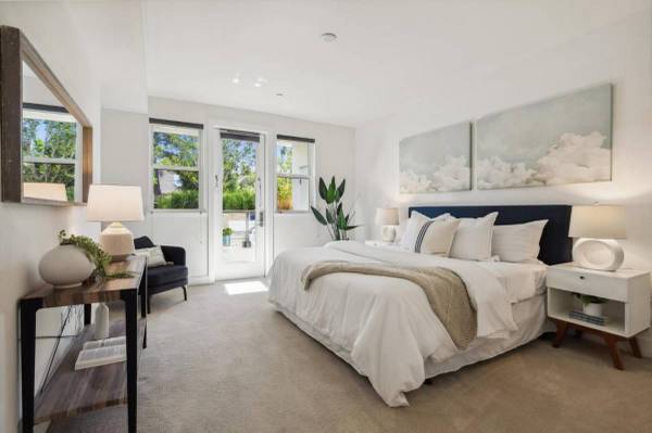 1BR/1BA Apartment · Mountain View photo 2
