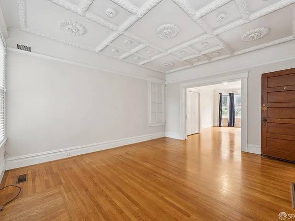 2BR/1BA Single Family House on Hayes St · San Francisco photo 2