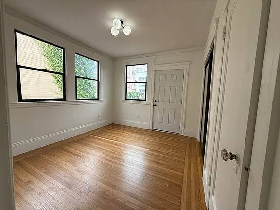 3BR/2BA Apartment · San Francisco photo 2