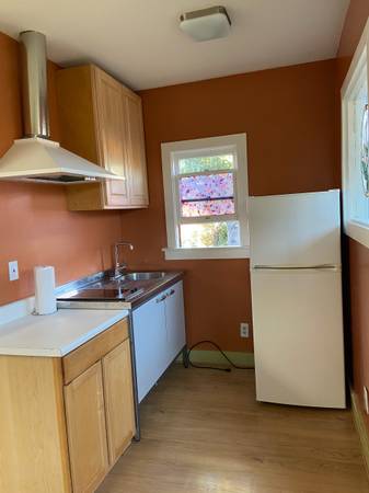 1BR/1BA In Law Adu · Oakland photo 2
