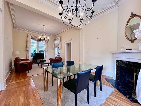 1BR/1BA Single Family House on Washington St · San Francisco photo 4