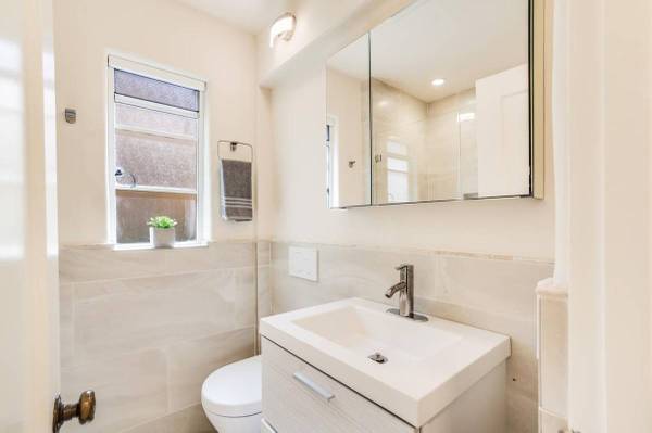 1BR/1BA Condo · Palo Alto photo 5