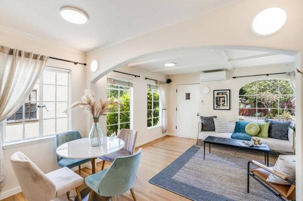1BR/1BA Condo · Palo Alto photo 3