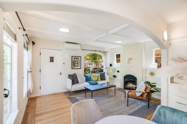 1BR/1BA Condo · Palo Alto photo 4