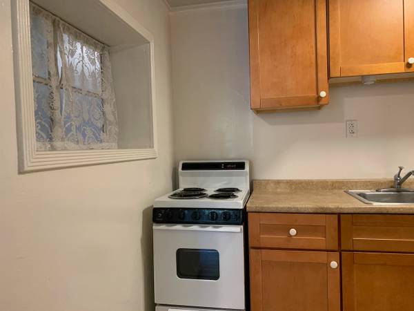 0BR/1BA Apartment · San Francisco photo 3