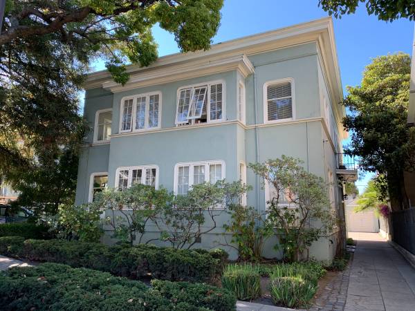 1BR/1BA Apartment · Berkeley photo 5