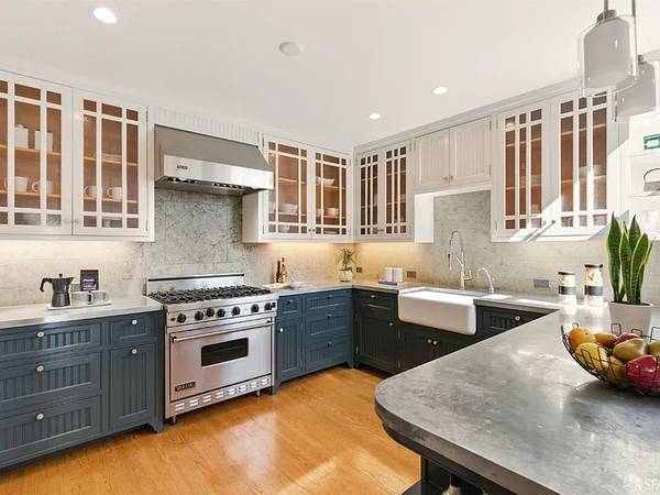 2BR/2BA Single Family House on Missouri St · San Francisco photo 2