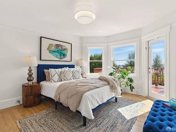 2BR/2BA Single Family House on Missouri St · San Francisco photo 3