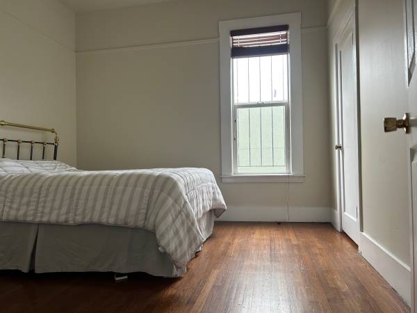 3BR/1BA Apartment · Daly City photo 3