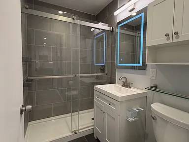 1BR/1BA Apartment · San Francisco photo 4