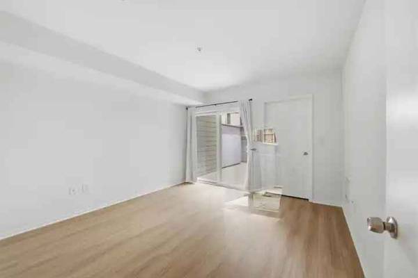 8100 Oceanview Terrace San Francisco, CA 94132 photo 3