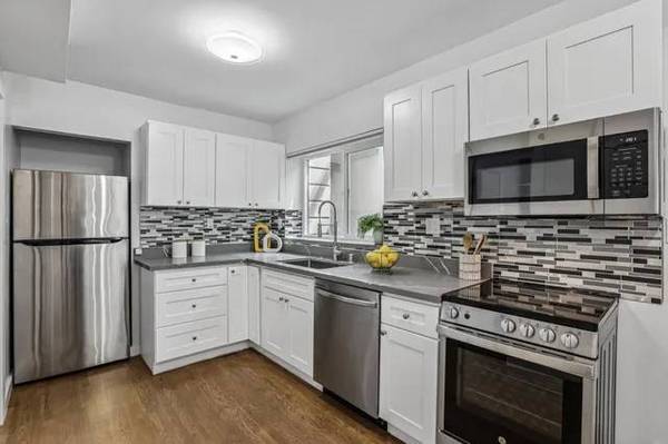 1BR/1BA Apartment · San Francisco photo 3