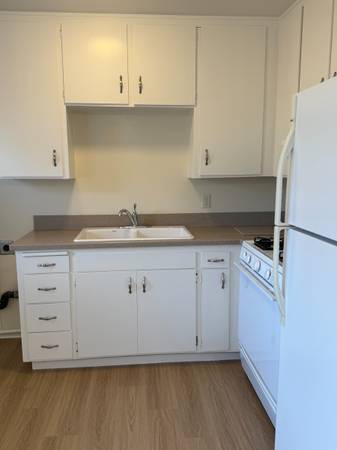 2BR/1BA Duplex on Linnea Ct · Santa Cruz photo 5