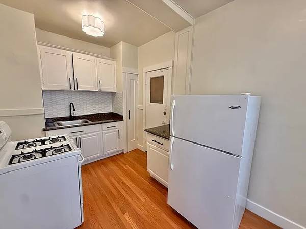 1BR/1BA Apartment · San Francisco photo 3