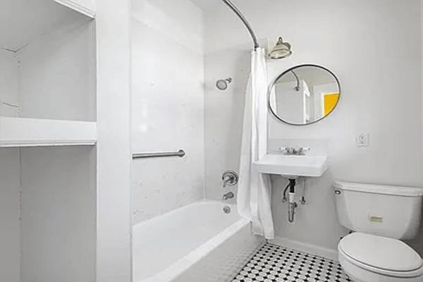 1BR/1BA Apartment · San Francisco photo 4