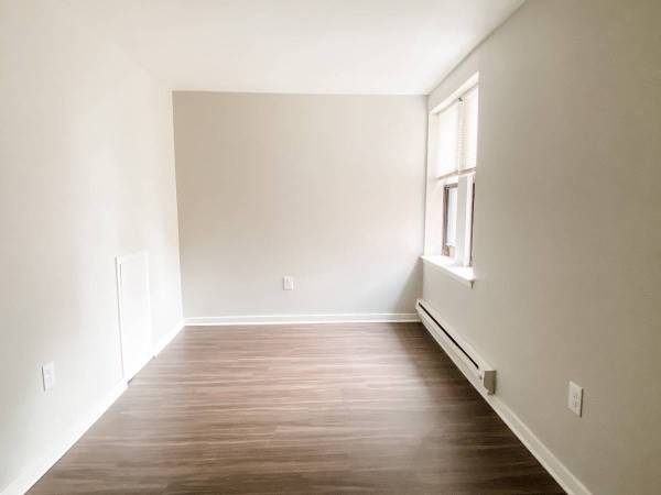 1BR/1BA Apartment · Mill Valley photo 3
