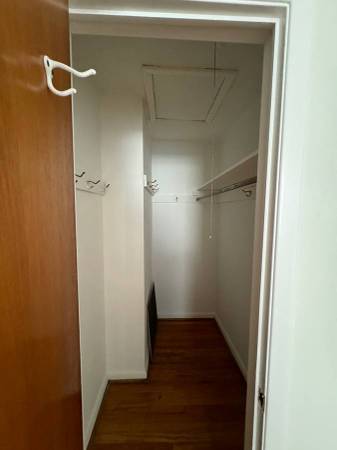 1BR/1BA Apartment · Oakland photo 3