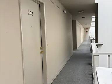 1BR/1BA Apartment on California St · San Francisco photo 5