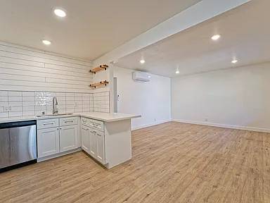 1BR/1BA Apartment · Campbell photo 5